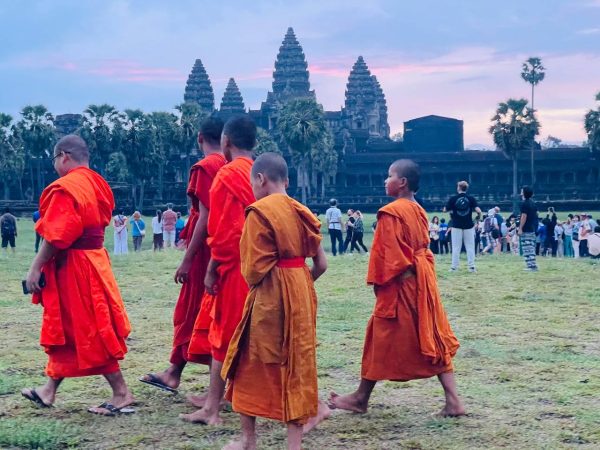 Luxury Private full-day Angkor tours